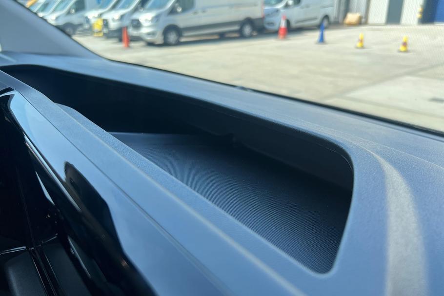 Used Ford TRANSIT CUSTOM BN26TPU 35