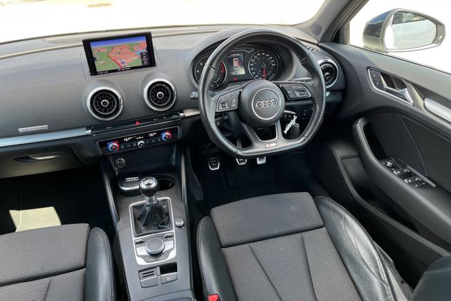 Audi A3 Photo 39