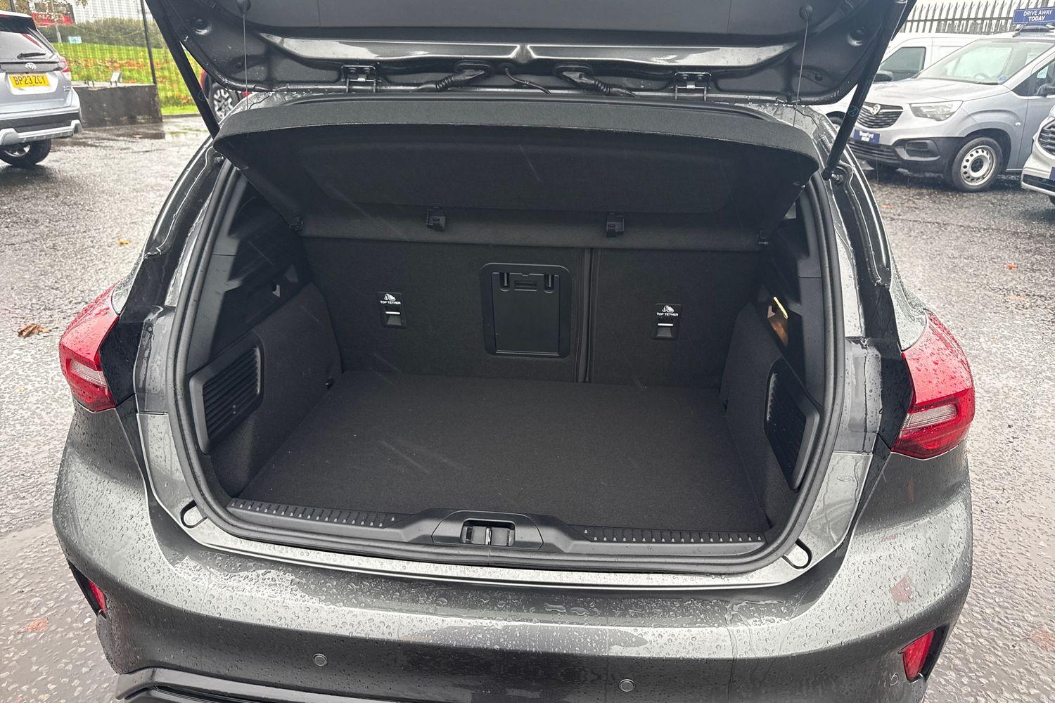 Ford Focus Photo 20