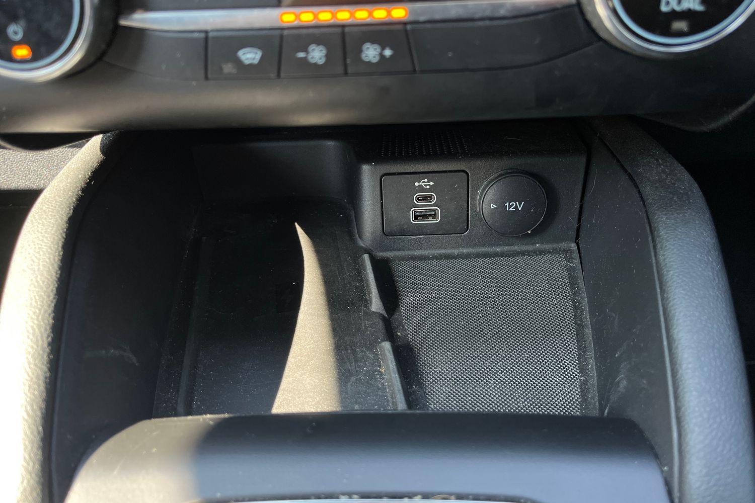 Ford Kuga Photo 39