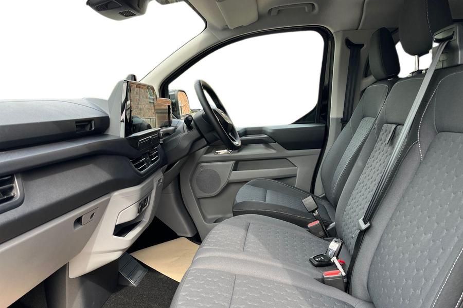 Ford TRANSIT CUSTOM Photo autoimg-3afc1afaf535e3f63aeb9058d80fb1f99cb9736a.jpg