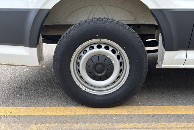 VOLKSWAGEN Crafter Photo 21