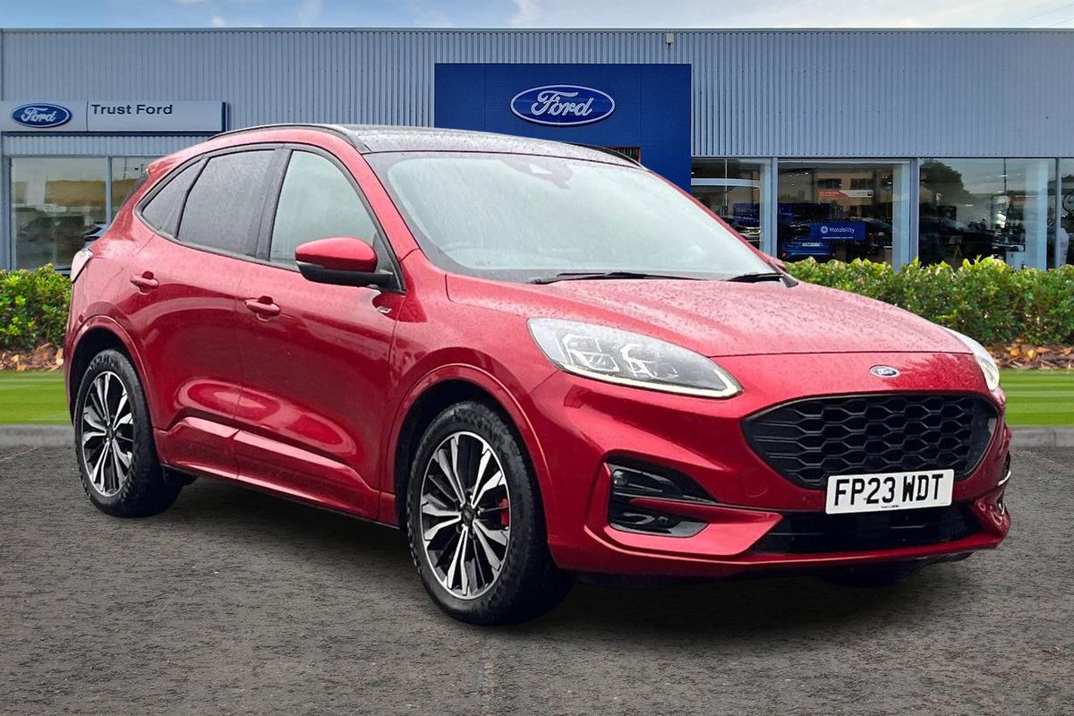 Ford Kuga listing photo