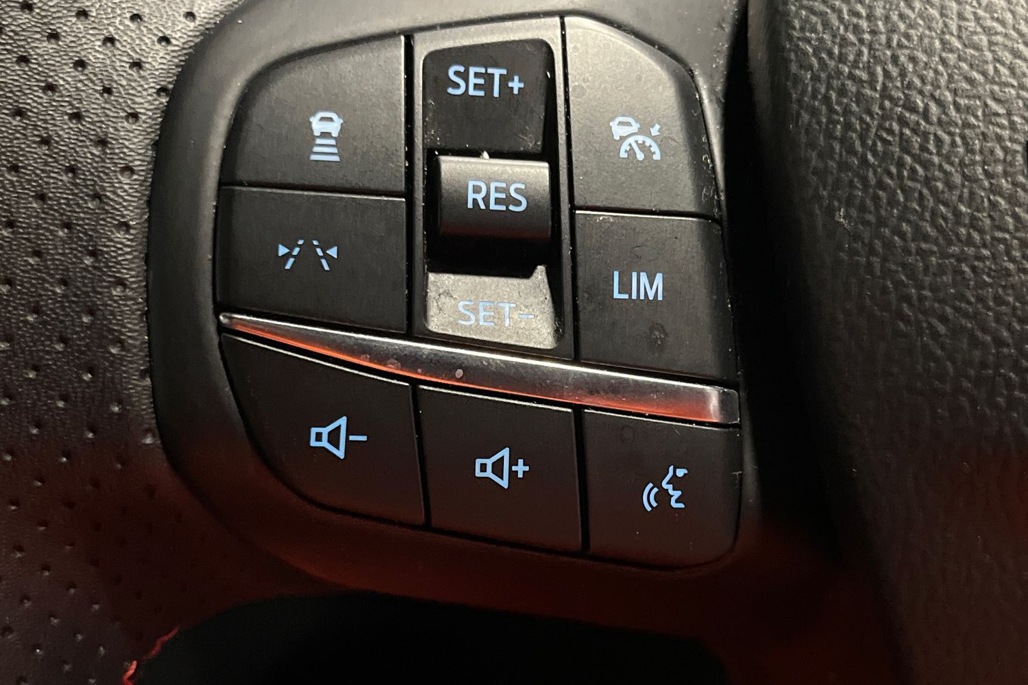 Ford KUGA Photo 32