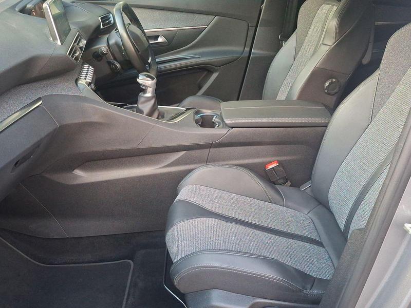 Used Peugeot 5008 KJ19HXB 16