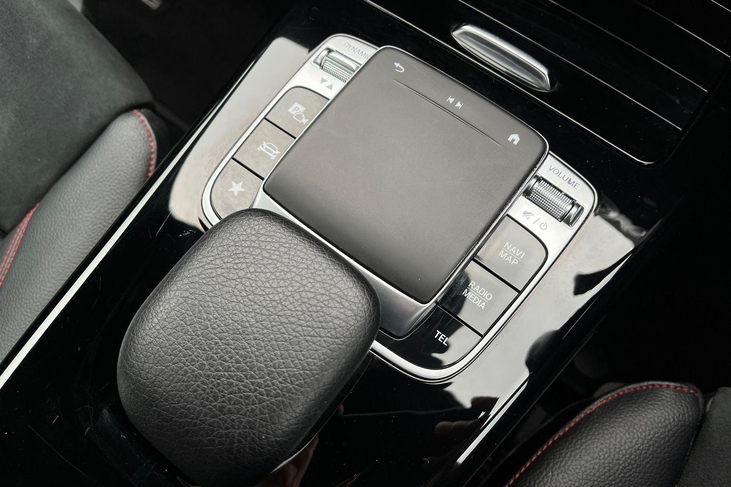 Mercedes-Benz A Class Photo 32