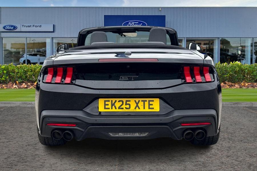 Ford MUSTANG Photo autoimg-3b114b53d782fab13837636e1162ee46ebe6ba63.jpg