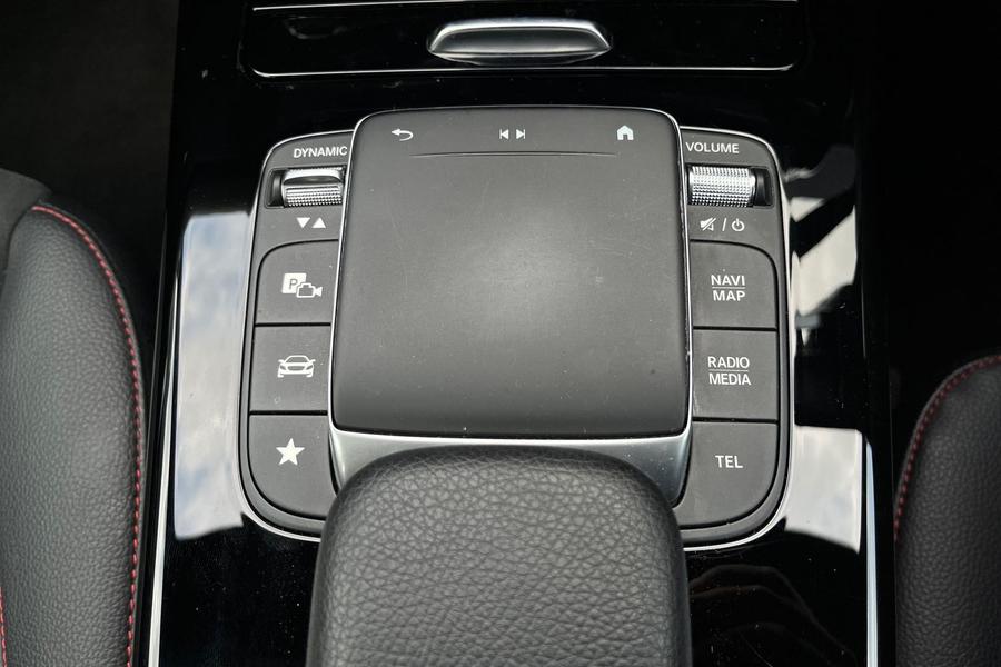 Mercedes-Benz A Class Photo autoimg-3b1475976ec5b113bb62d56e51883646be68c5a1.jpg