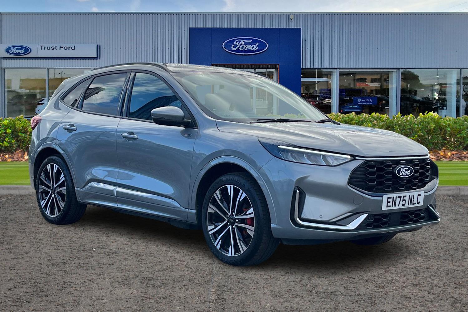 Ford KUGA Photo 0
