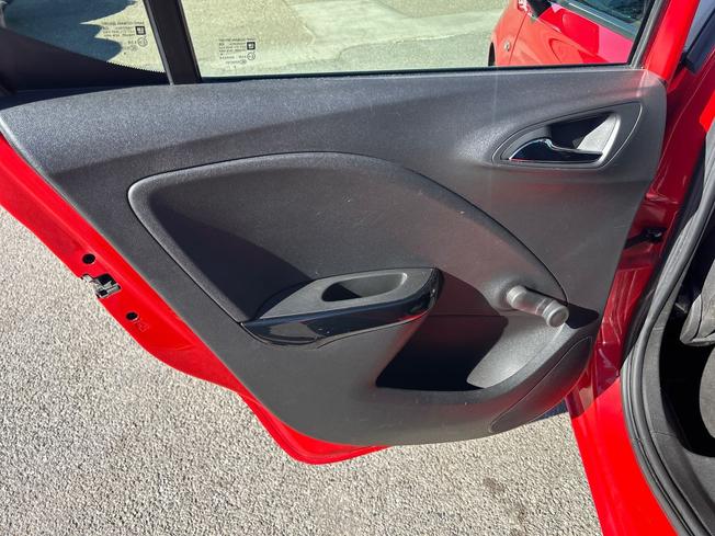 VAUXHALL Corsa Photo 45