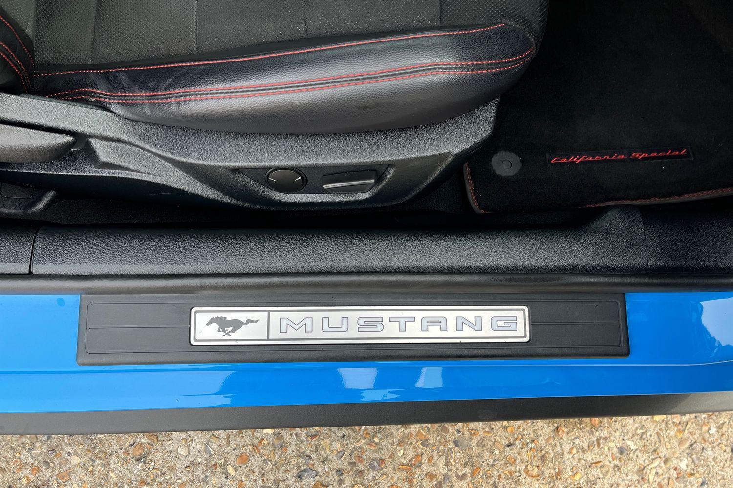 Ford Mustang Photo 24