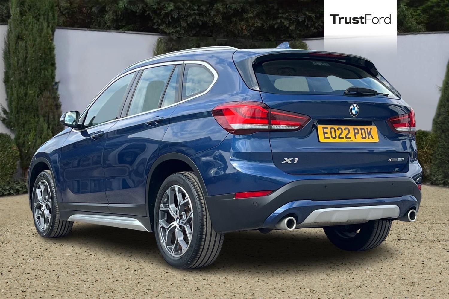 BMW X1 Photo 1