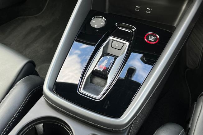 AUDI S3 Photo 37