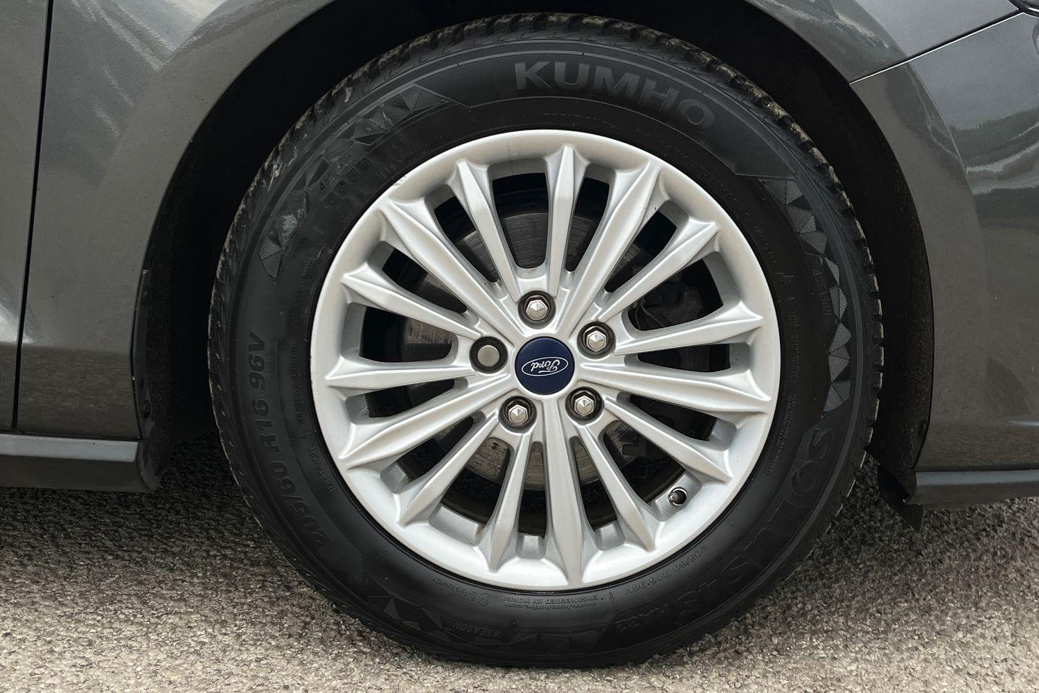 Ford FOCUS Photo 7