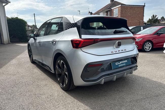 CUPRA Born Photo 23