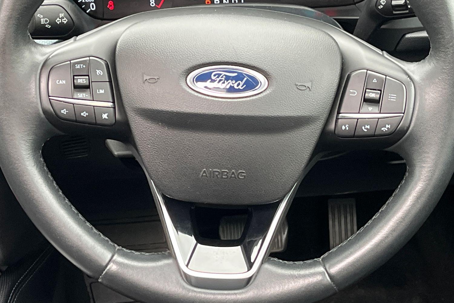Ford Focus Photo 11
