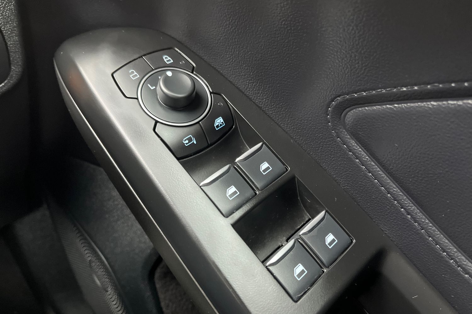 Ford FOCUS Photo 15
