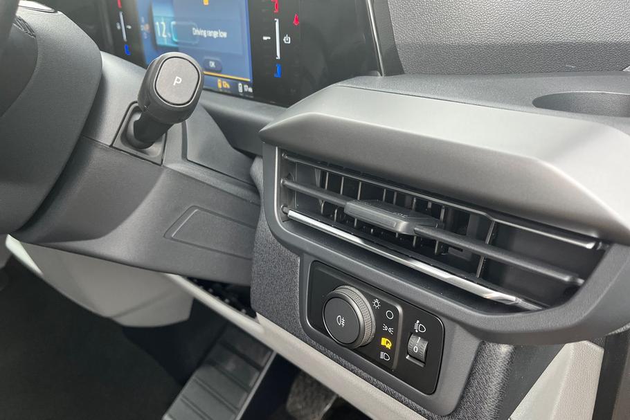 Used Ford E-TOURNEO CUSTOM LD25KOF 16