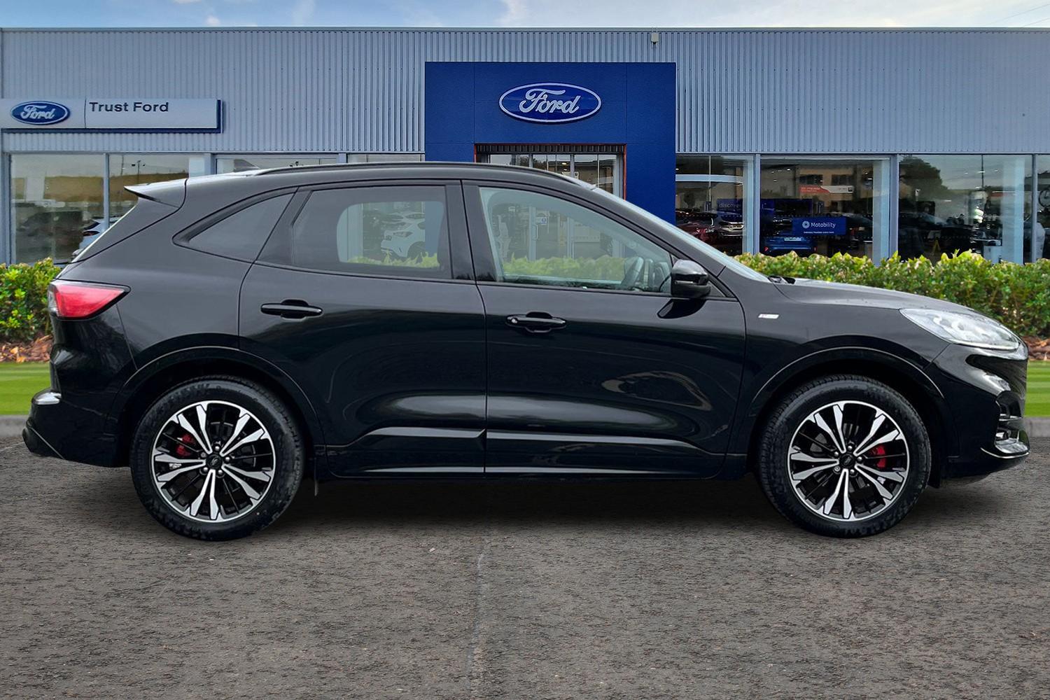 Ford KUGA Photo 2