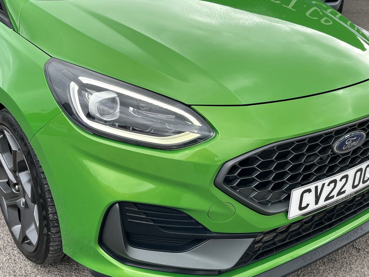 Ford Fiesta Photo 17