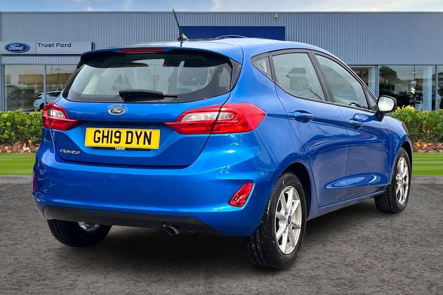 Ford Fiesta Photo autoimg-3b3845d0da832fc2b13de647126e055c50e387d2.jpg