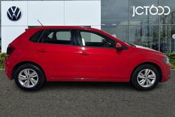 VOLKSWAGEN Polo Photo 4