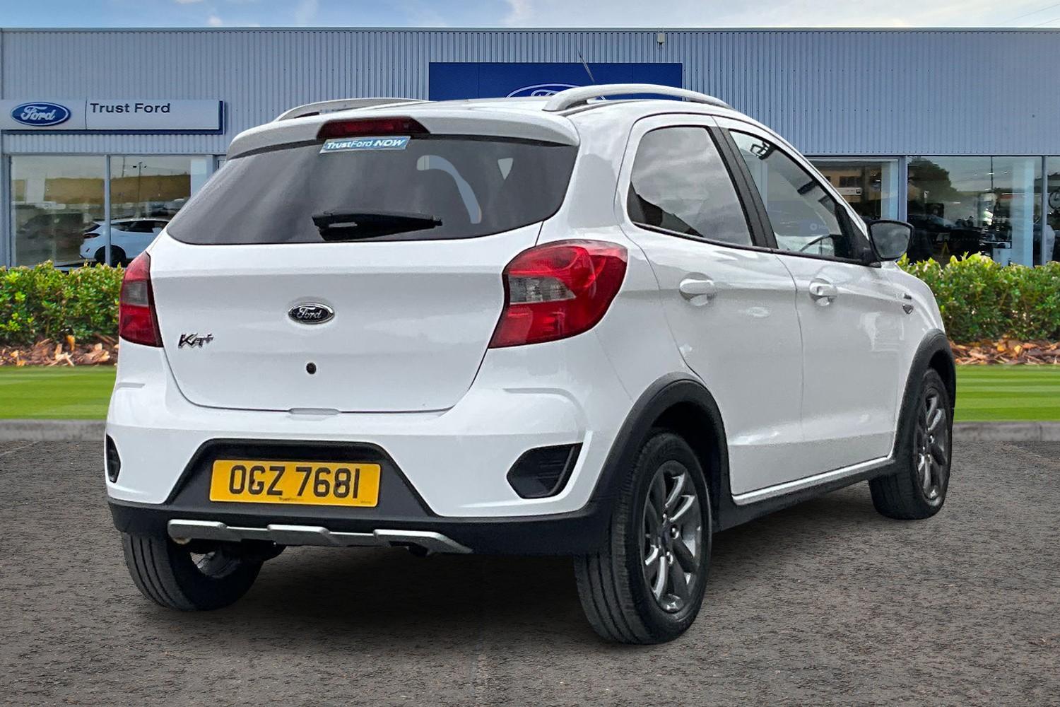 Ford KA+ Photo 3