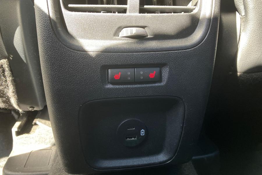 Ford KUGA Photo autoimg-3b3c998ea8cebe48559c3a4ddba45e7fb9594e35.jpg