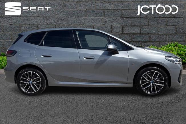 BMW 2 Series Photo 4