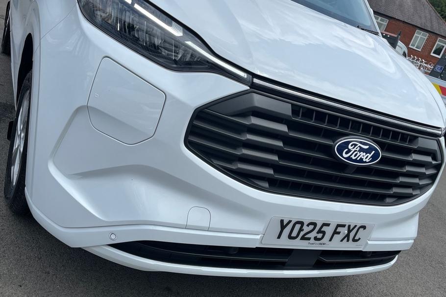 Used Ford TRANSIT CUSTOM YO25FXC 40