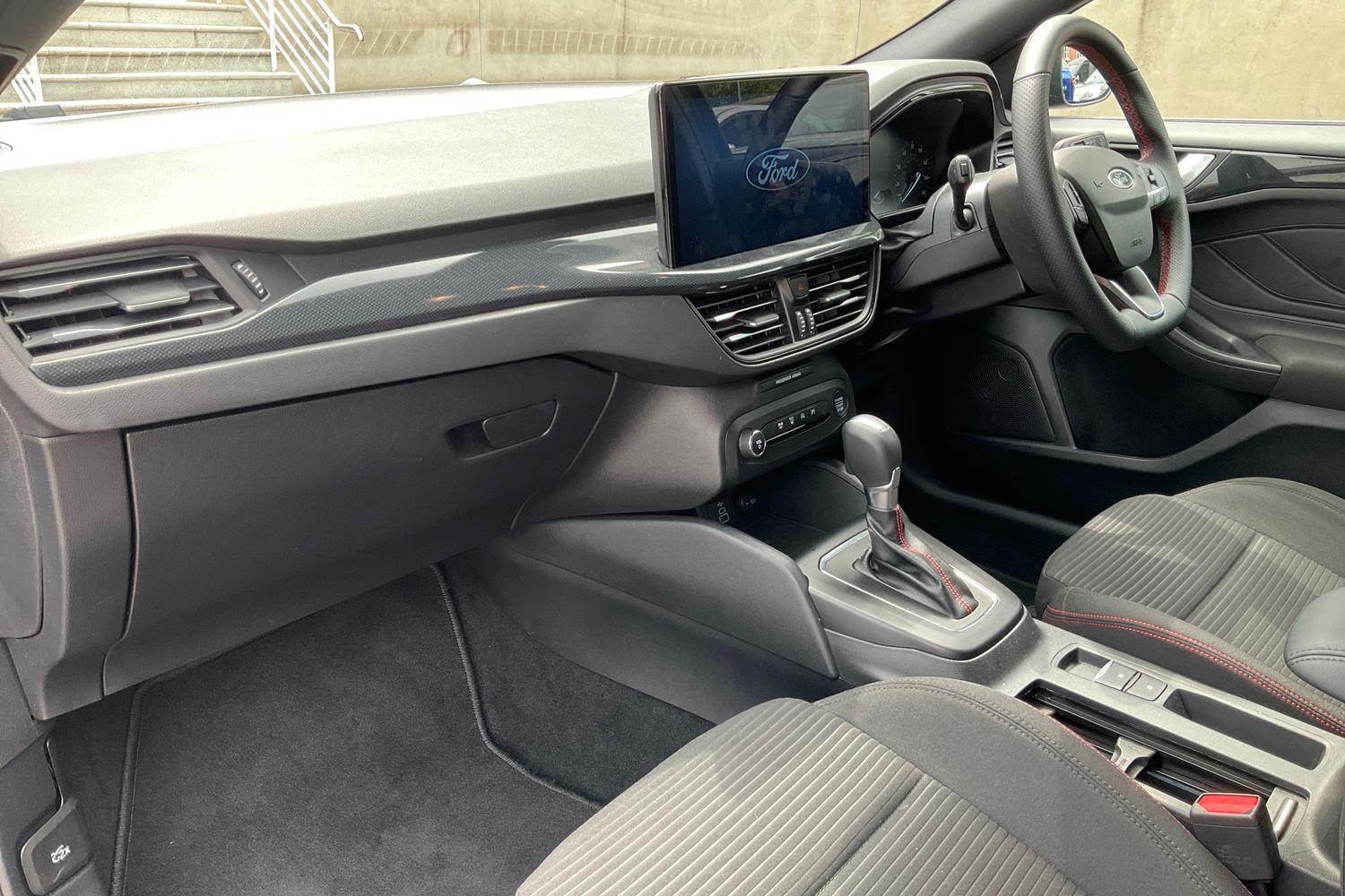 Ford Focus Photo 17