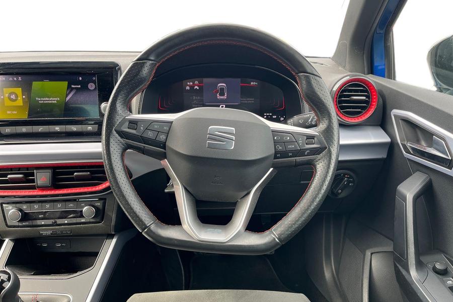 SEAT ARONA Photo autoimg-3b507d9fe91047210f21f3891c8a7ea86114f206.jpg