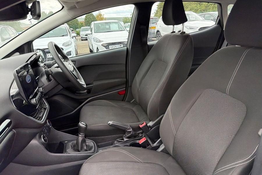 Ford FIESTA Photo autoimg-3b531189d70bcb702786c565eea3e019a007c41c.jpg