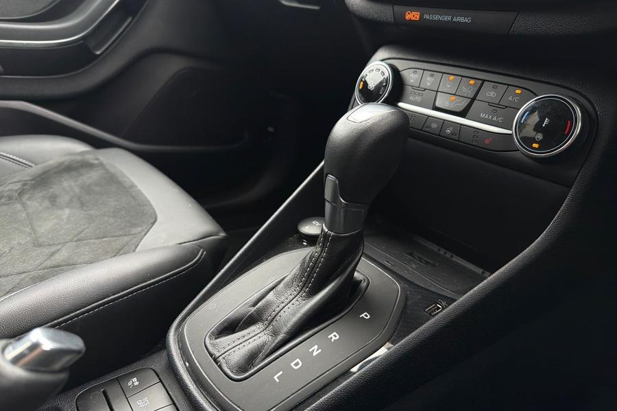 Ford FIESTA Photo autoimg-3b53572593d2a0f86fb6081e040cfc042d9c6102.jpg