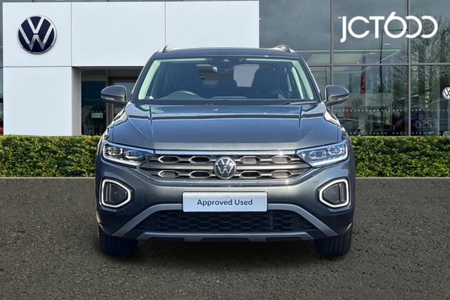 VOLKSWAGEN T-Roc Photo 8