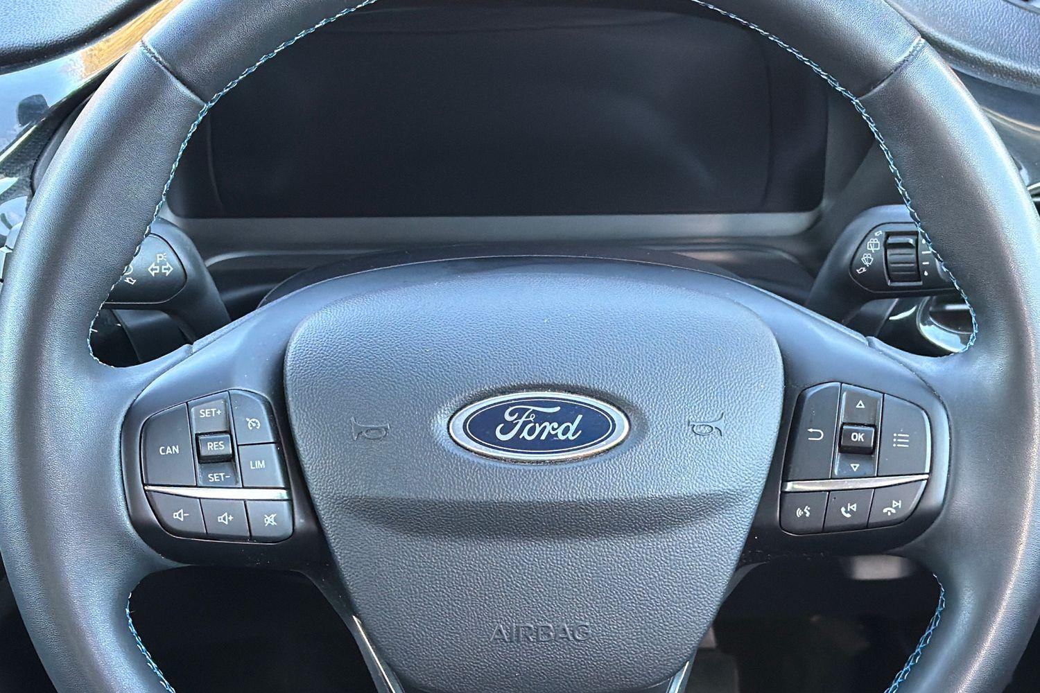 Ford FIESTA Photo 11