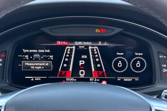 Audi RS6 Avant Photo 15