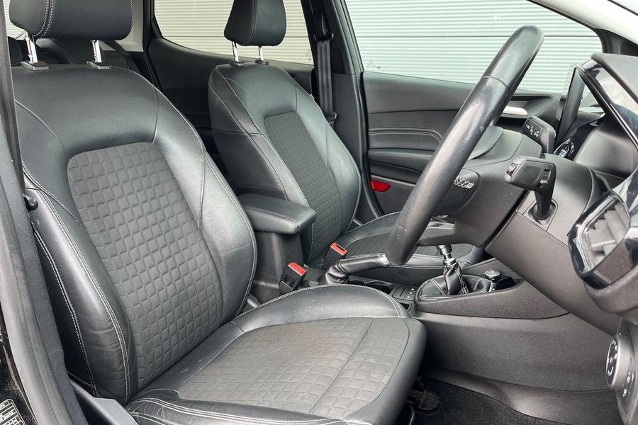 Ford FIESTA Photo autoimg-3b5f88e83ae84dbaf26405bc5b64d2105415a89c.jpg