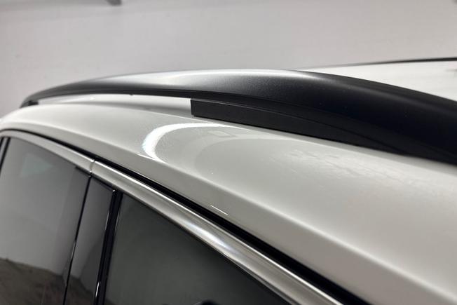 VOLKSWAGEN Tiguan Photo 24