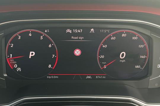 Volkswagen Polo Photo autoimg-3b6035e49f5b72e2ccb51d7af5e21198161ffac7.jpg