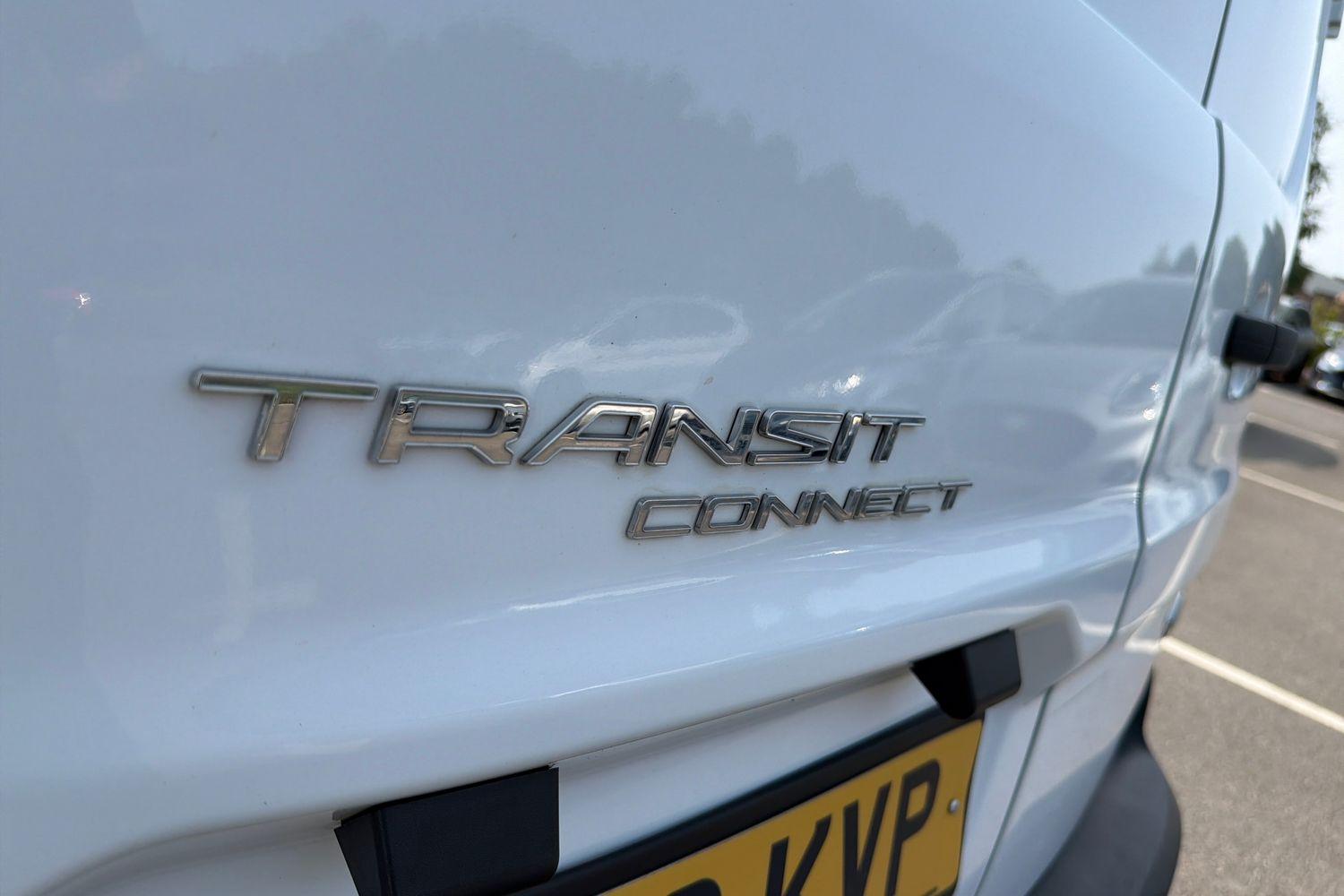Ford TRANSIT CONNECT Photo 19