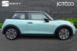 MINI Cooper Photo 4