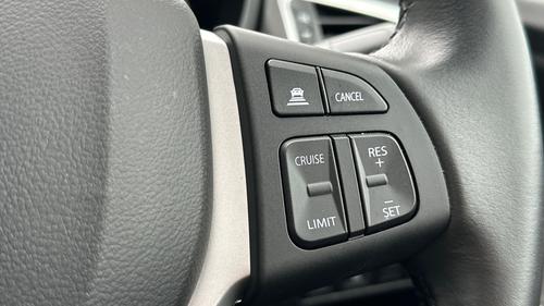 Suzuki S-CROSS Photo autoimg-3b62d887b55d644540abbcbe67b9bc74f20b2a66.jpg