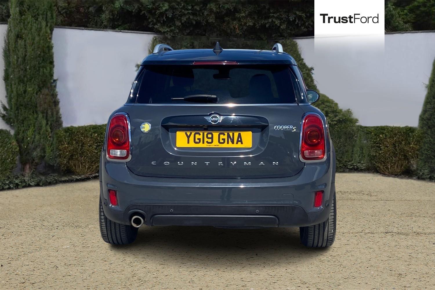 MINI COUNTRYMAN Photo 6