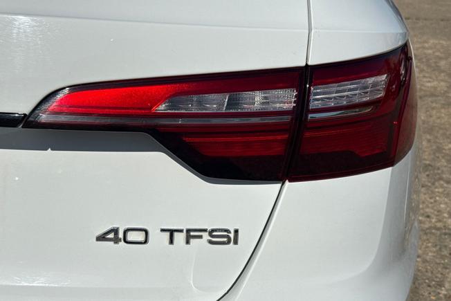 AUDI A4 Avant Photo 18