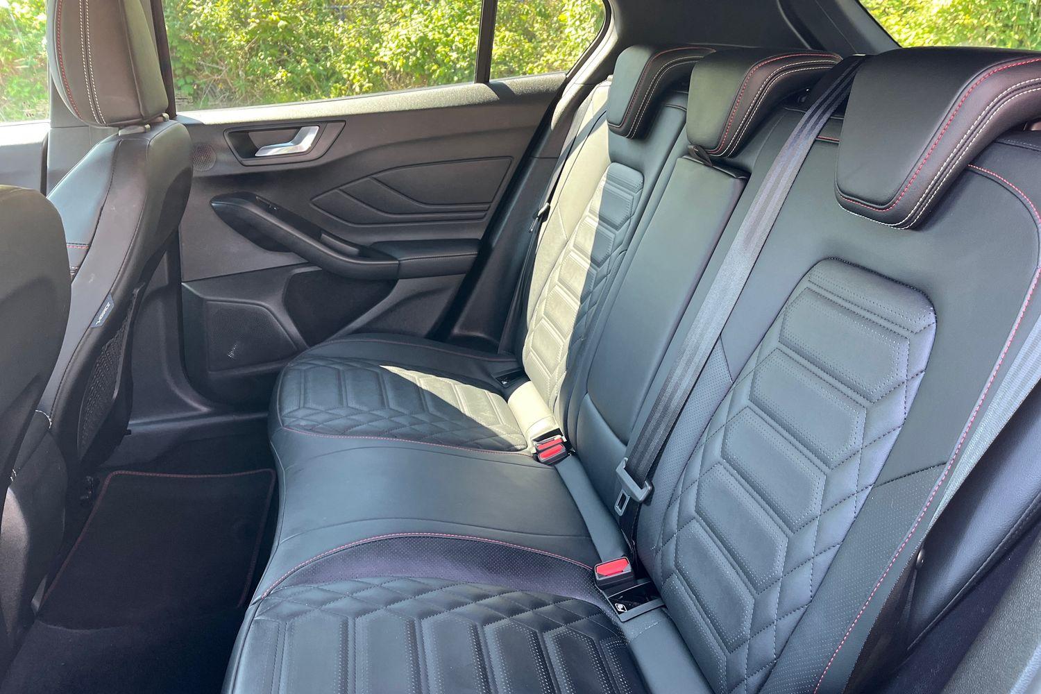 Ford FOCUS Photo 34