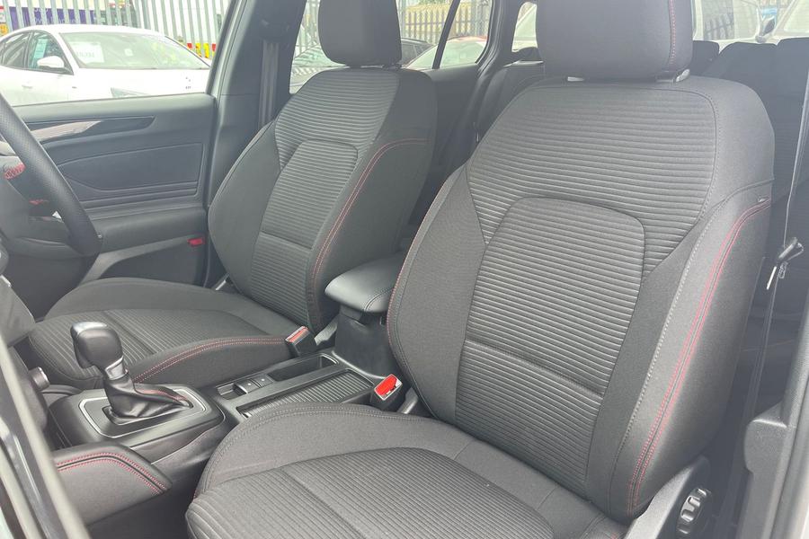 Ford FOCUS Photo autoimg-3b6b1ae85cb3976b65245bc3975d75688e219d15.jpg