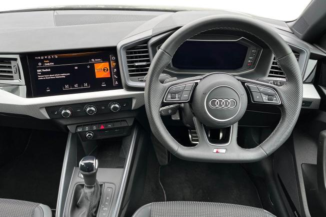 Audi A1 Photo 12