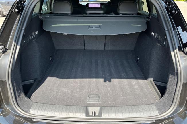 Audi Q6 Photo 12