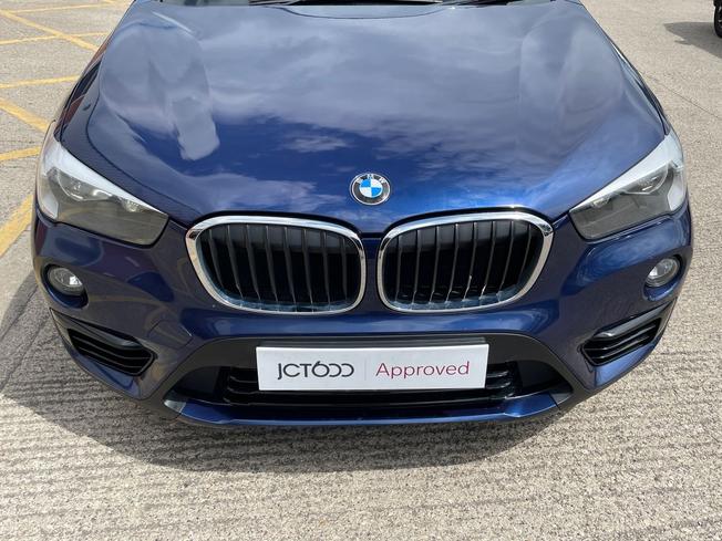 BMW X1 Photo 21